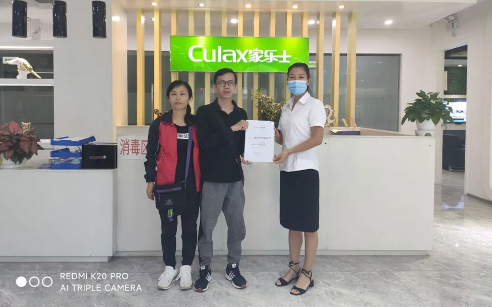 热烈庆祝广东云浮陈总与5S净水器成功签约