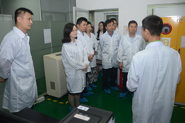 领导莅临净水器厂家