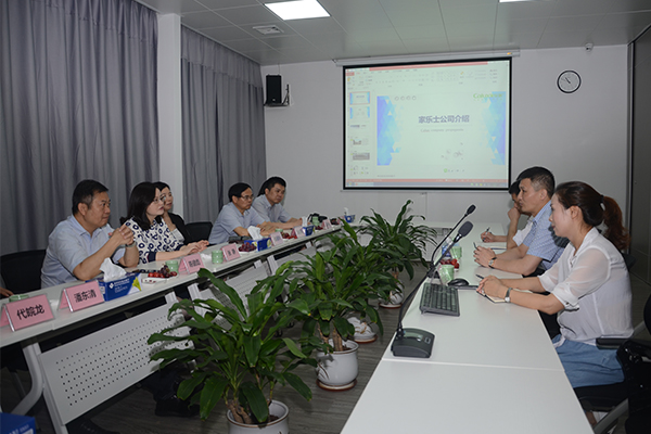 领导莅临净水器厂家