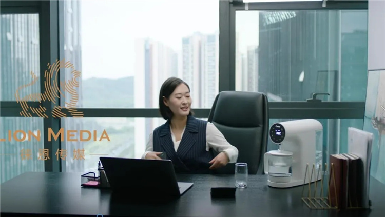 P40净饮机直接过滤自来水变为纯净水并加热